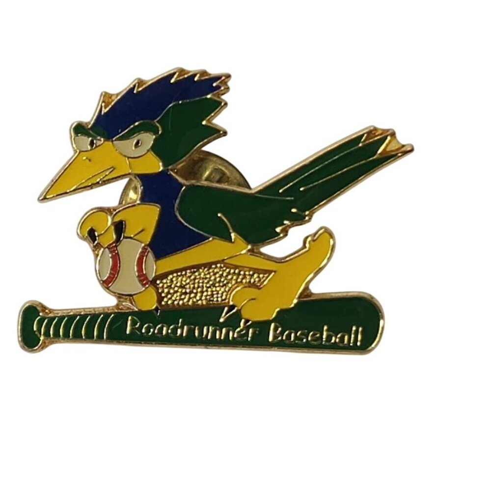 Cooperstown Dreams Park Baseball Trading Pin Roadrunner 2004 Green Blue